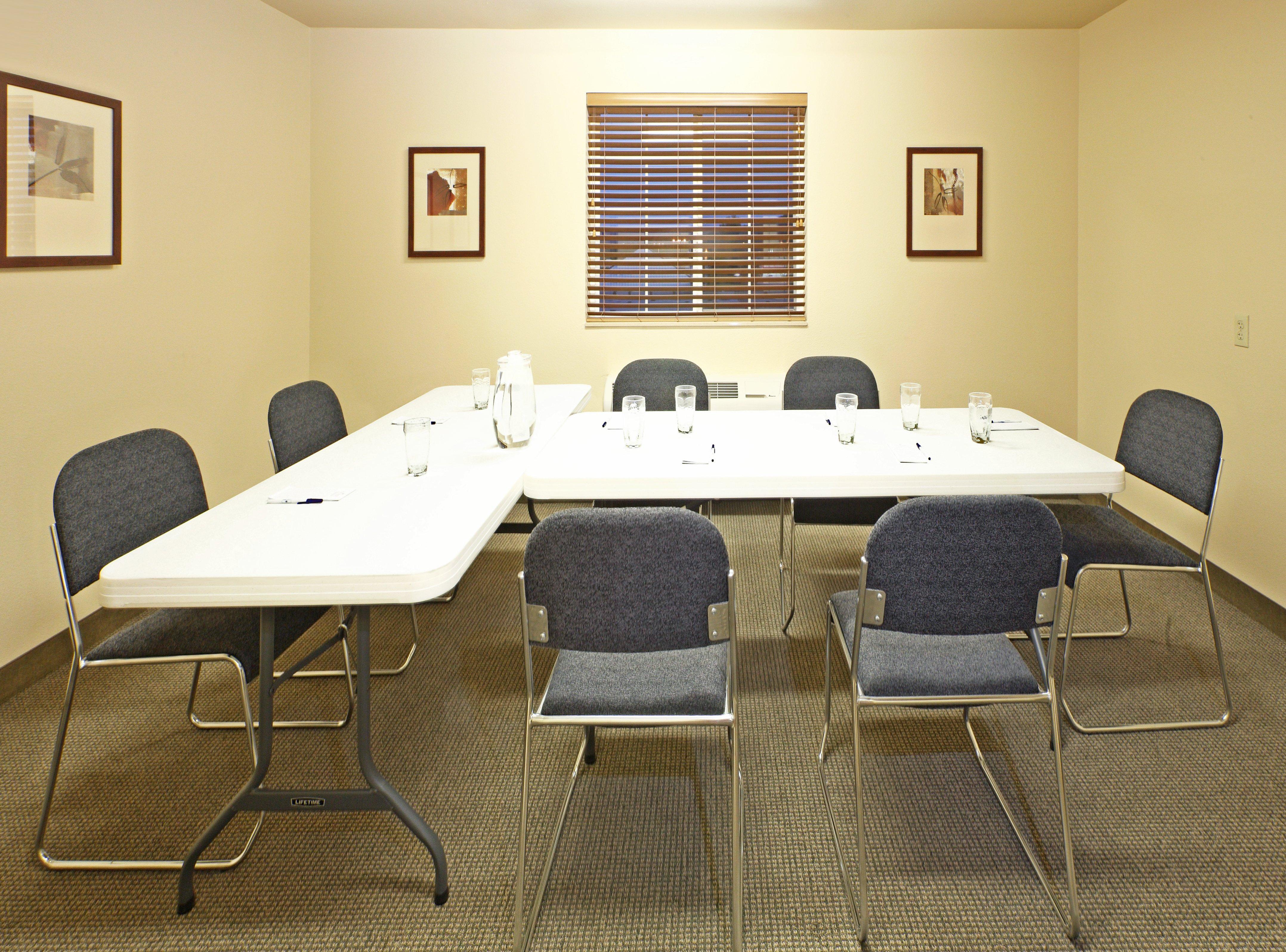 Candlewood Suites Fayetteville By Ihg Удобства фото