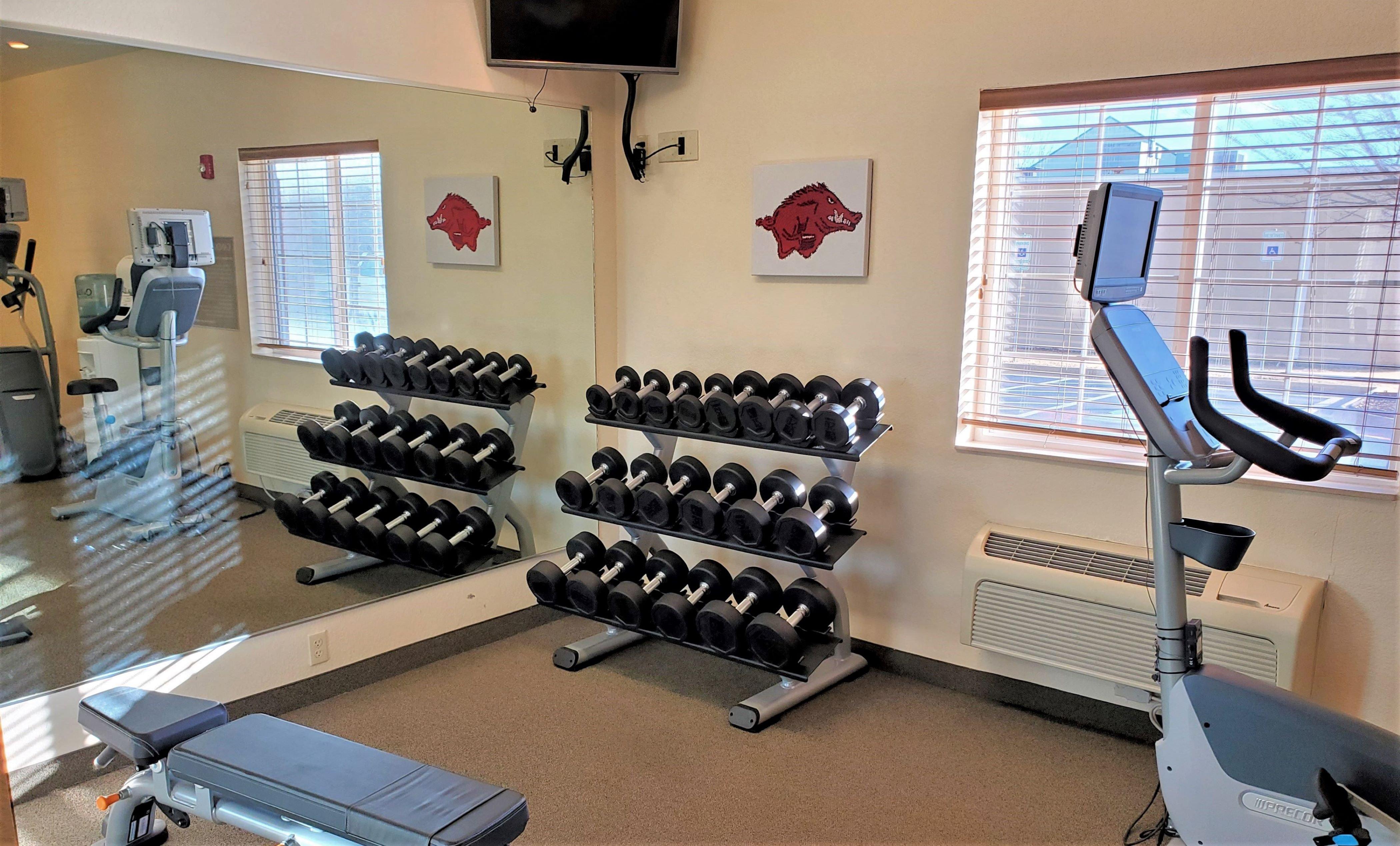 Candlewood Suites Fayetteville By Ihg Экстерьер фото