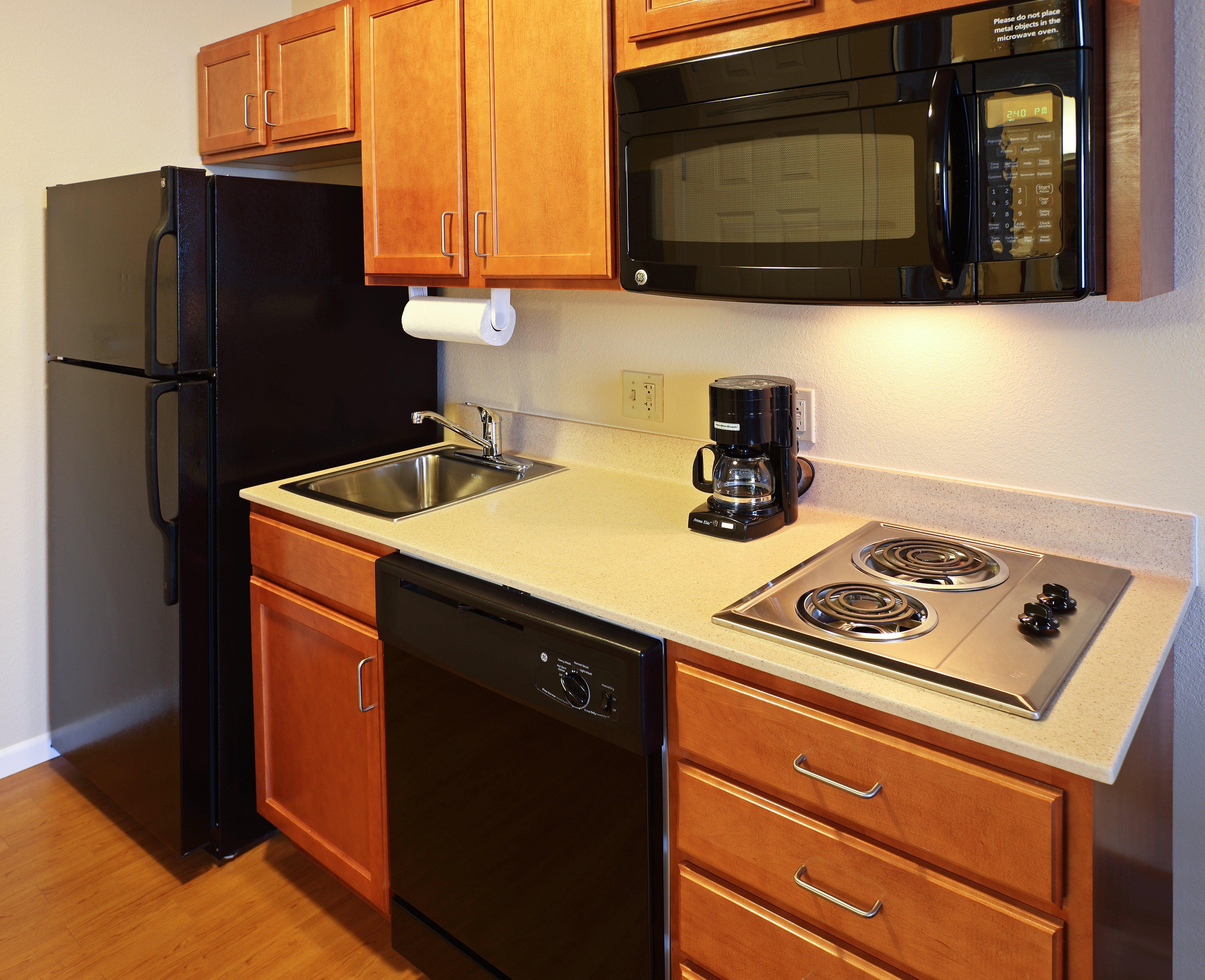 Candlewood Suites Fayetteville By Ihg Экстерьер фото