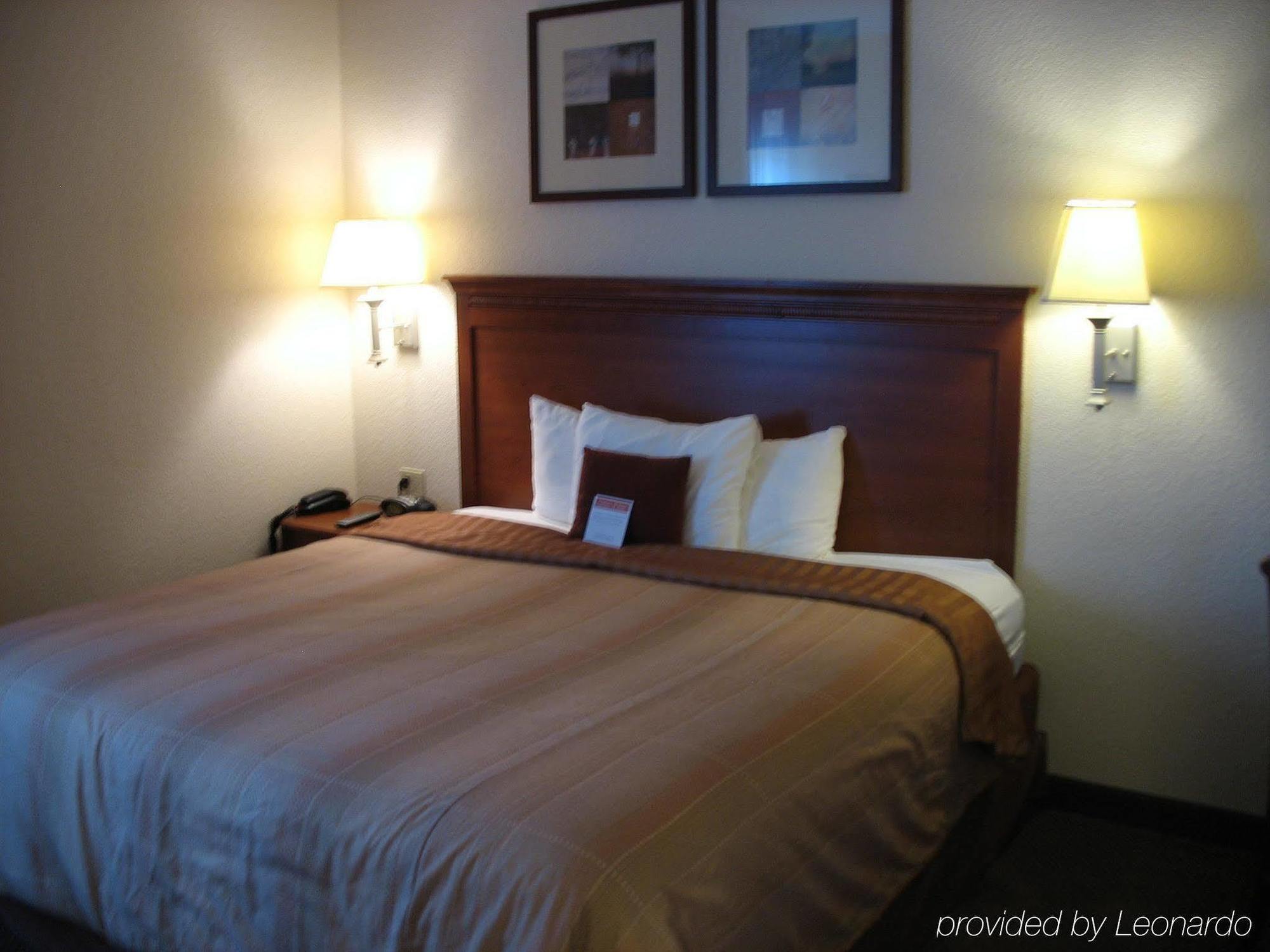 Candlewood Suites Fayetteville By Ihg Номер фото