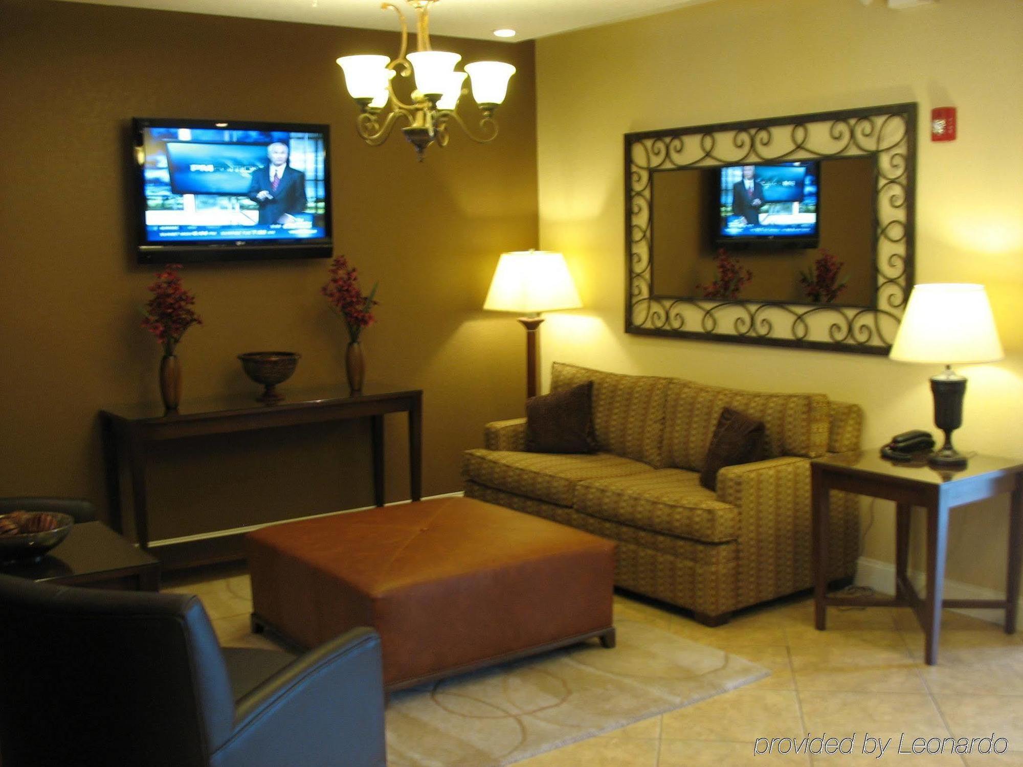 Candlewood Suites Fayetteville By Ihg Интерьер фото